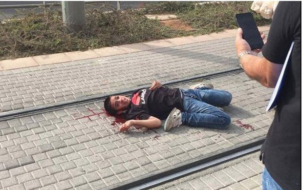 خسرنا أحمد مناصرة