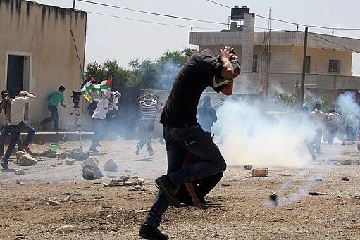 إصابات بالاختناق خلال مواجهات في الخليل