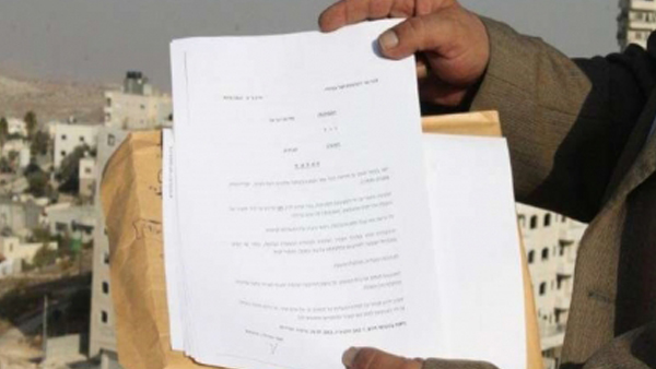 الاحتلال يخطر بهدم غرفة زراعية في بيت لحم اخطار هدم