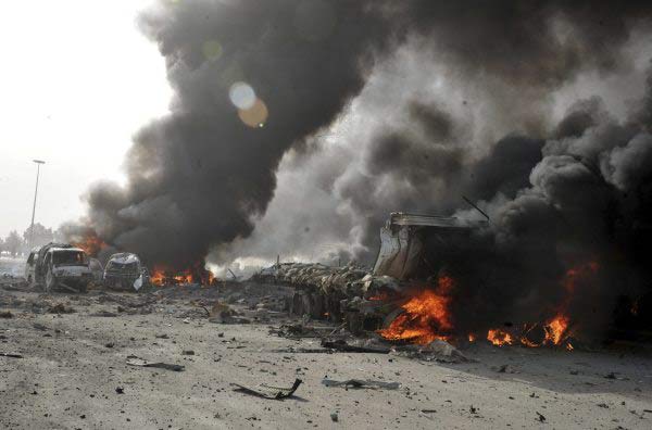 مقتل 12 شخصا ببلدة ادلب السورية ادلب