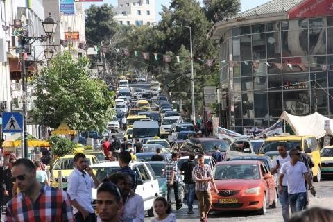 ما هي الحلول المقترحة لحل أزمة السير وإشكالية مواقف عدادات الدفع المسبق؟