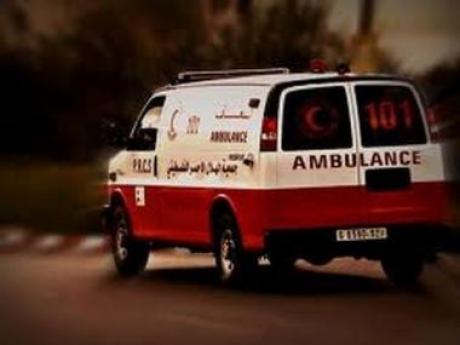 الشرطة: مسن قبية عثر عليه بالشارع مقتولا باداة حادة اسعاف