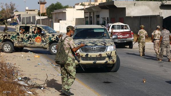 ليبيا: اشتباكات بين الجيش ومسلحين "فجر ليبيا" اشتباكات ليبيا