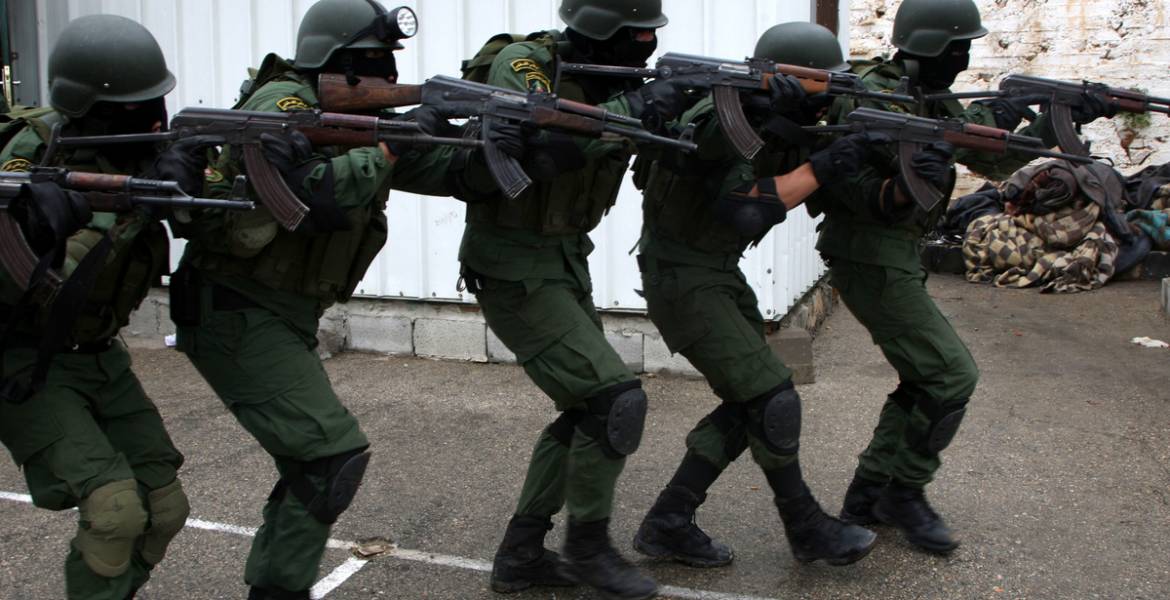 الاجهزة الأمنية تعتقل العشرات من نشطاء حماس بالضفة اعتقالات