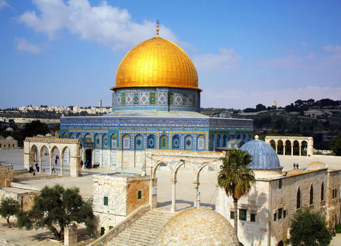 وفد أردني يصل القدس لتركيب الكاميرات في الأقصى