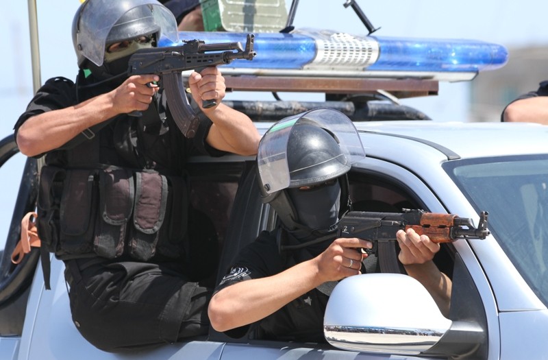 مقتل سلفي في اشتباكات مع الأجهزة الأمنية بغزة الاجهزة الامنية