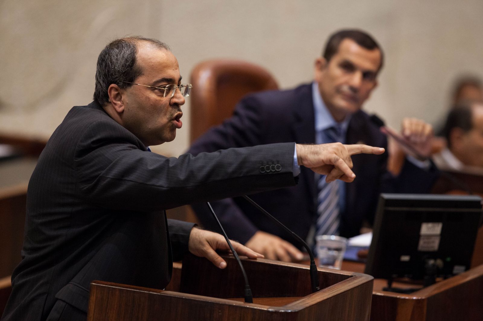 الطيبي يستعرض جرائم قتل فلسطينيي 48 أمام الكنيست