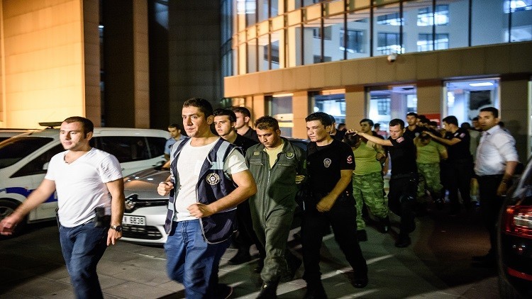 المتهم الرئيسي بإنقلاب تركيا يعلن براءته الانقلاب في تركيا