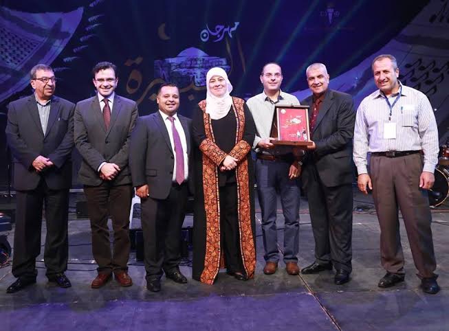 بنك القدس يختتم رعايته لمهرجان البيرة الخامس