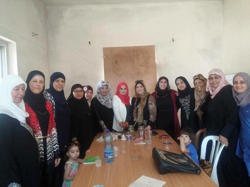 لجنة المرأة في جمعية اللد الاجتماعية تنظم نشاطاً حول تدوير النفايات الصلبة صورة من المكان