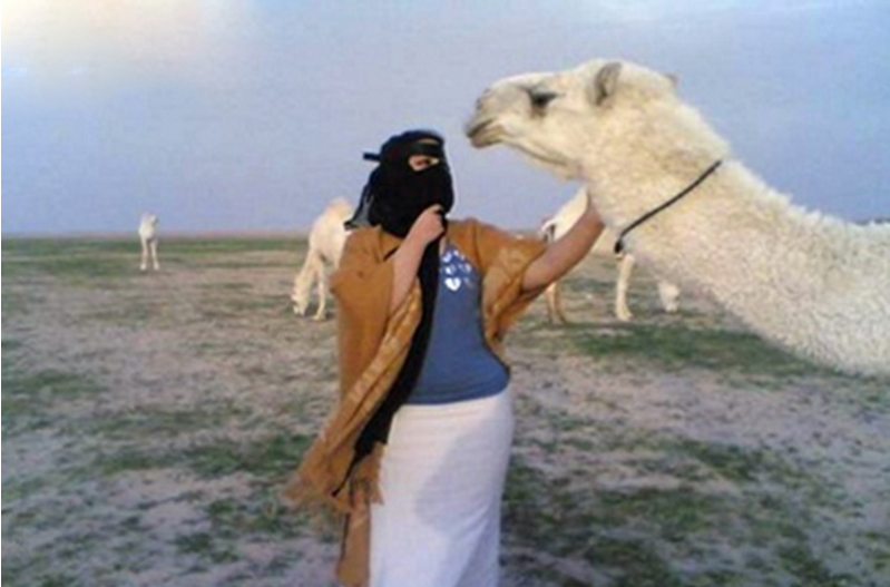 قبلة زوجة لـ"قعود" تشعل "خلافاً" بين عائلتين! قاعود
