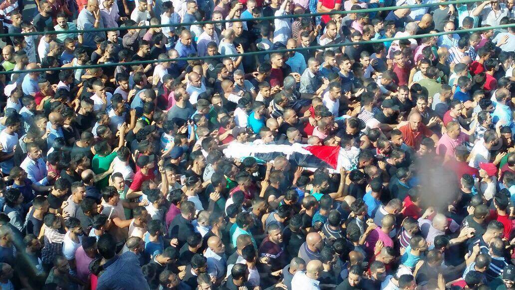 الآلاف يشيعون "أبو العز حلاوة في نابلس" جنازة أبو العز حلاوة