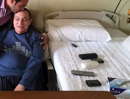 صور صادمة لحسني مبارك حسني مبارك