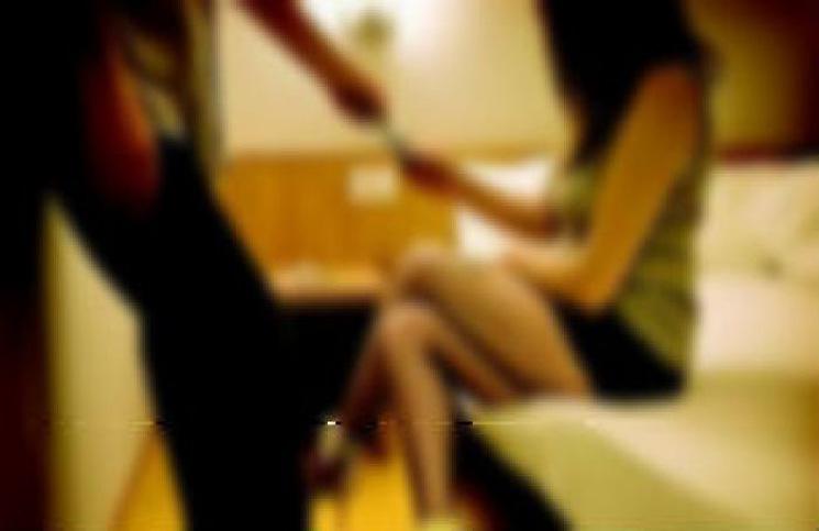 إغلاق 13 مقهى ليلي شهير ومواصلة التحقيق في قضية الاتجار بالفتيات في لبنان
