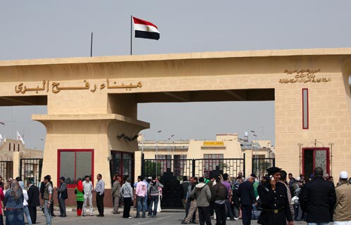 مسؤولون مصريون: معبر رفح يجب ان يدار بين دولتين معبر رفح