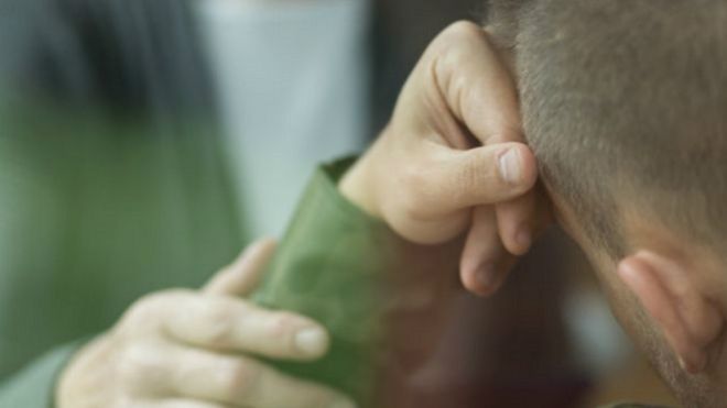 جنود أمريكيون يستعدون لزراعة أعضاء ذكرية لهم أعضاء ذكرية