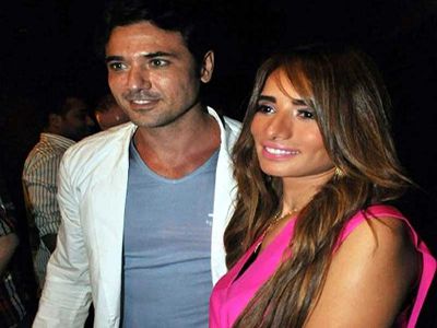 زينة عن طردها من المحكمة: طُعنت بسكين وأطلقوا 150 طلقة على رأسي