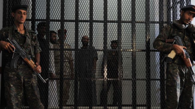 السجن لمدة 15 عامًا بحق 57 شيعيًا في البحرين سجون البحرين