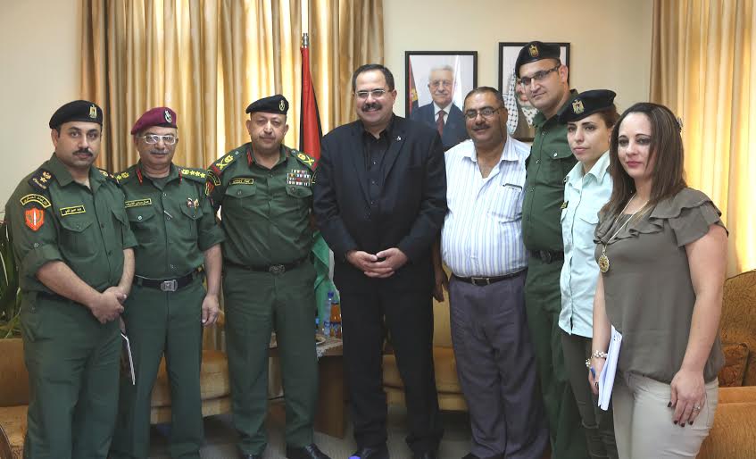 وزير التربية يبحث آليات التعاون مع الارتباط العسكري الفلسطيني ويطلع على واقع التعليم في القدس صبري صيدم
