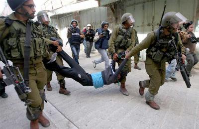 الشعب الفلسطيني بمعظمه مدنيون وهو الذي يدفع ثمن المعارك صورة توضيحية