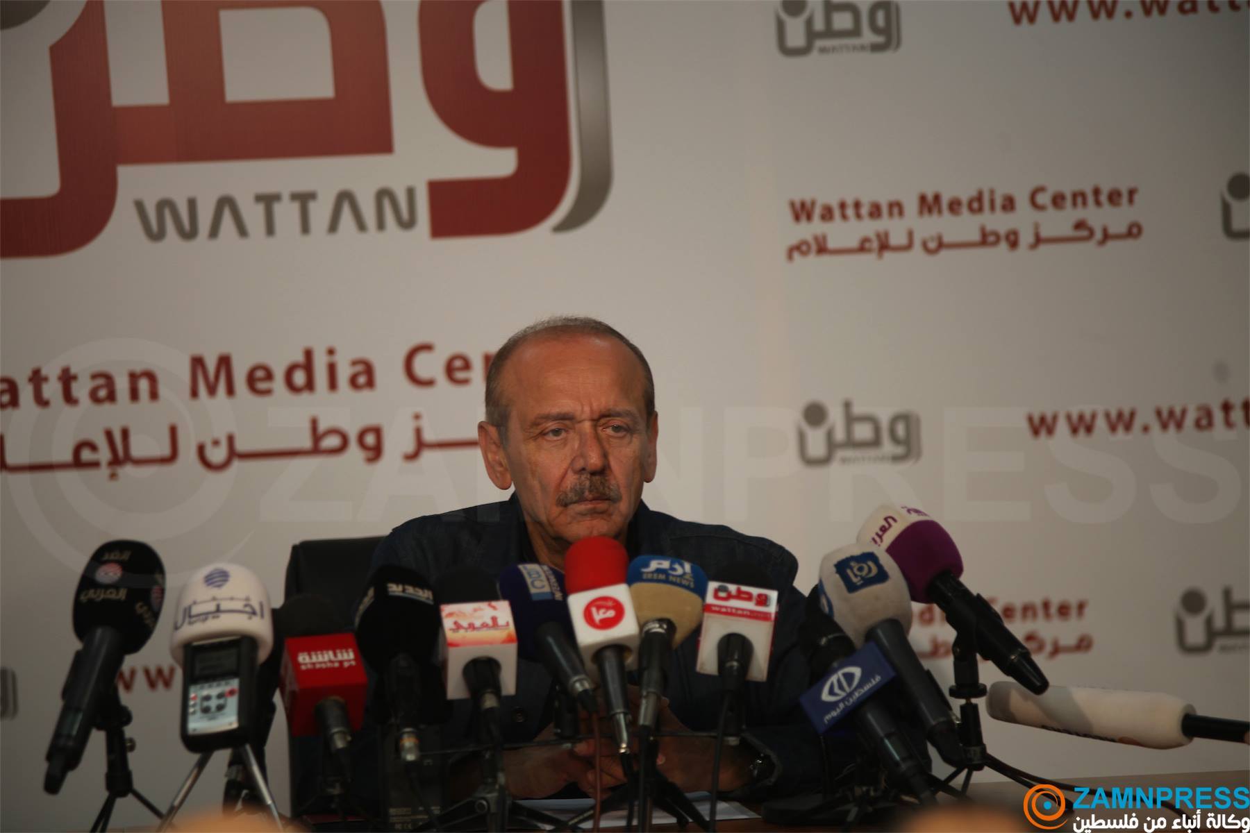 عبد ربه: سأواصل العمل في موقعي داخل اللجنة التنفيذية ياسر عبد ربه