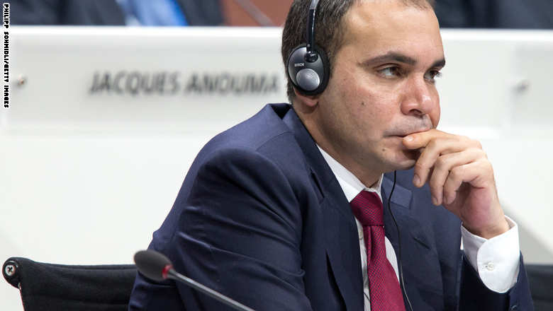 الأمير علي: بلاتيني لا يصلح لرئاسة الفيفا ويجب إيقاف "صفقات تحت الطاولة"