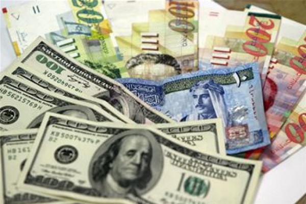 الدولار يتراجع أمام الشيكل الدولار
