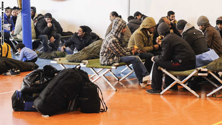 إيطاليا: مليون دولار عائد "الشحنات البشرية" في "المقابر العائمة"