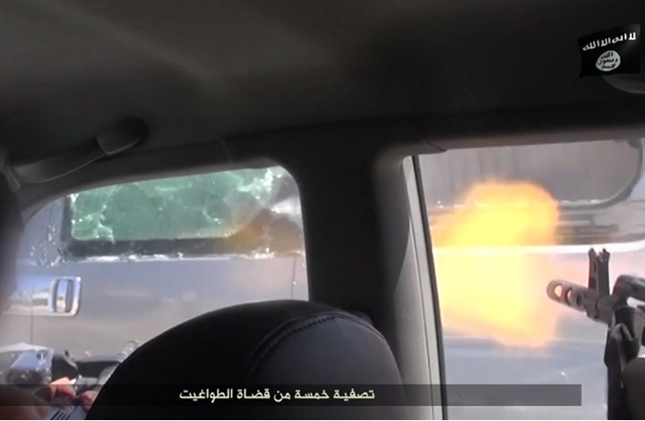 تنظيم الدولة يبث فيديو عملية قتل القضاة اخبار فلسطين