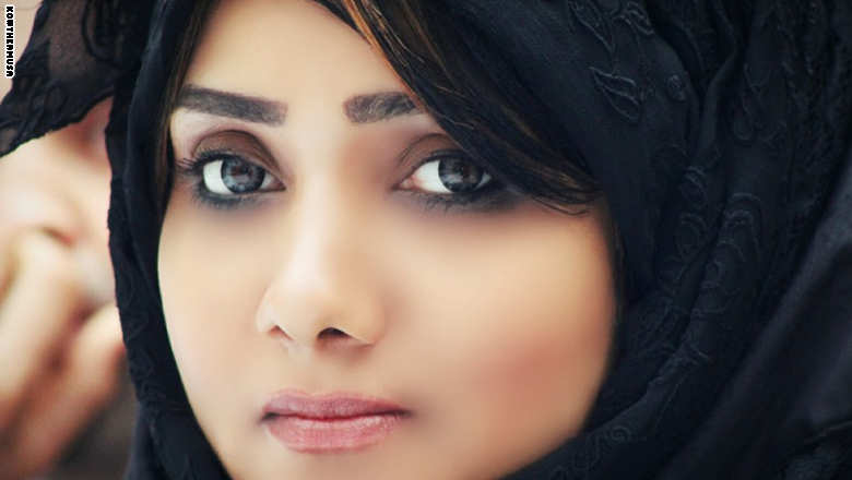 خلفان: كوثر الأربش يفترض أن يقف لها خليجنا العربي ويرفع عقاله