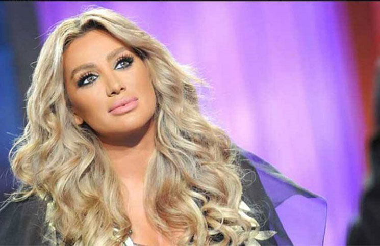 "يوتيوب" يحذف كليب مايا دياب