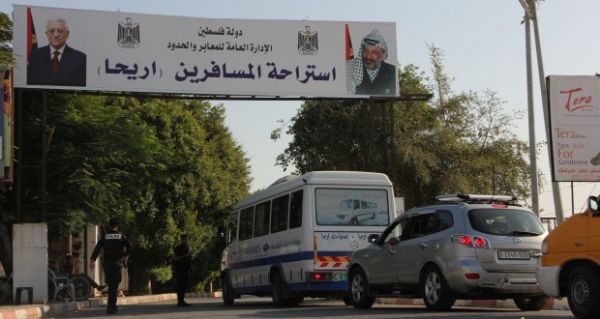 معبر الكرامة سيغلق أمام حركة المغادرين اليوم