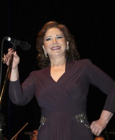 ميادة الحناوي تعود للغناء بعد انقطاع سنوات مياده