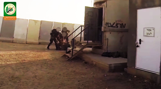 فيديو| القسام يكشف التفاصيل الكاملة لعملية "ناحل عوز" عملية ناحل عوز