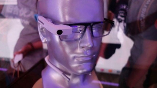 من لينوفو .. نظارة ذكية تنافس "غوغل غلاس" نظارة ذكية