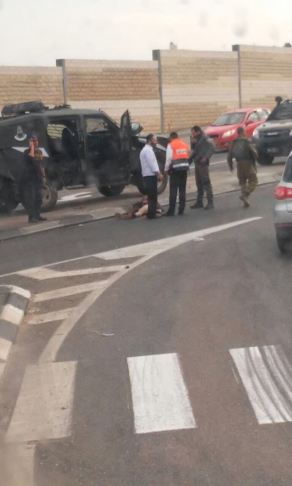 إصابة مواطن بجراح خطرة بعد إطلاق النار عليه قرب بيت لحم