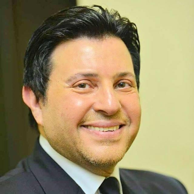 مطربة مصرية ممنوعة من الغناء بأمر هاني شاكر والسبب؟