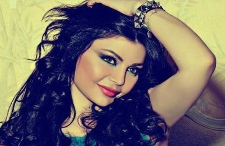 بالفيديو: شاب عربي يتحول الى هيفاء وهبي