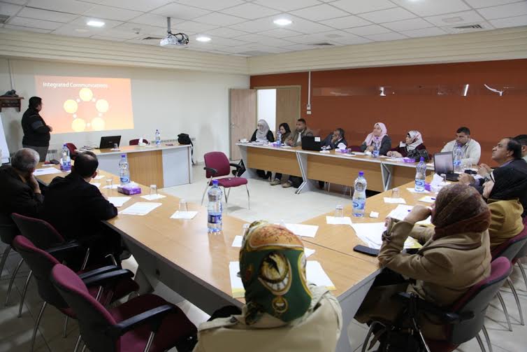 وزارة التعليم بغزة تحذر من عدم تمكنها بدء العام الدراسي بشكل طبيعي وزارة التربية
