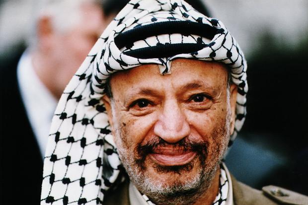 مُجددًا.. خبراء فرنسيون يستبعدون وفاة الرئيس عرفات مسمومًا مُجددًا.. خبراء فرنسيون يستبعدون وفاة الرئيس عرفات مسمومًا