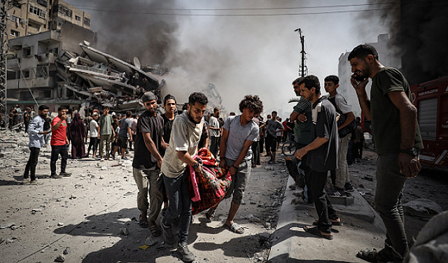 الحرب على غزة: 65,419 شهيدًا وتحذيرات من انهيار المستشفيات