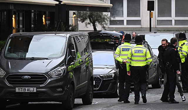 عشرة مصابين في حادث طعن مروع على قطار ببريطانيا