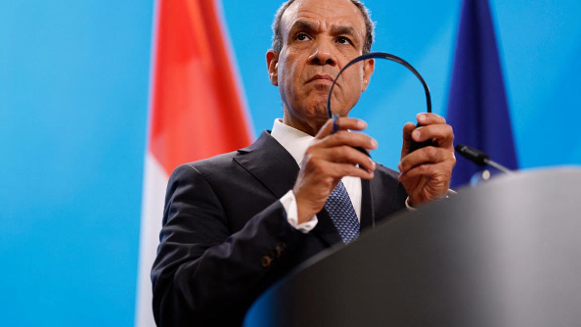 القاهرة تعلن من برلين تدريب الشرطة الفلسطينية واستضافة مؤتمر إعمار غزة برئاسة مصرية أميركية