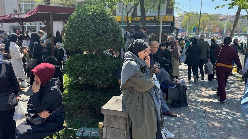 تركيا.. زلزال بقوة 6.2 درجات يضرب شمال إسطنبول