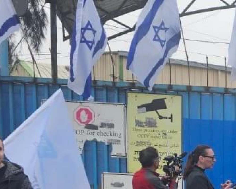 الاحتلال يتقحم مقر "الأونروا" في حي الشيخ جراح