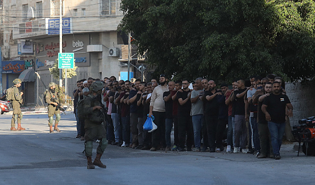 مواجهات واعتقالات بالضفة وإخطار بهدم مدرسة بالقدس