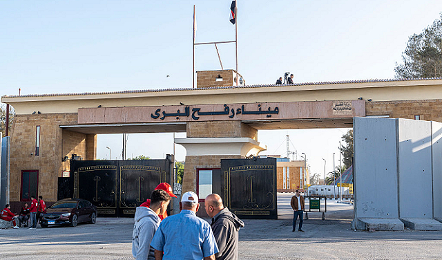 إسرائيل تستعدّ لفتح معبر رفح وستُنشئ "معبرا" آخر للتفتيش بالقرب منه