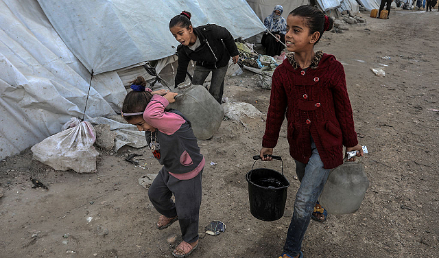 غزة: 5 شهداء وعدة مصابين بينهم أطفال بغارات وقصف إسرائيلي