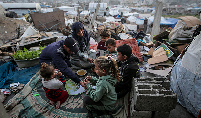 غارات وعمليات نسف إسرائيلية في قطاع غزة بثالث أيام رمضان