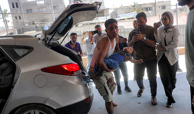 غزة: شهيدان، طفل وسيدة، و7 إصابات بقصف للاحتلال في خانيونس